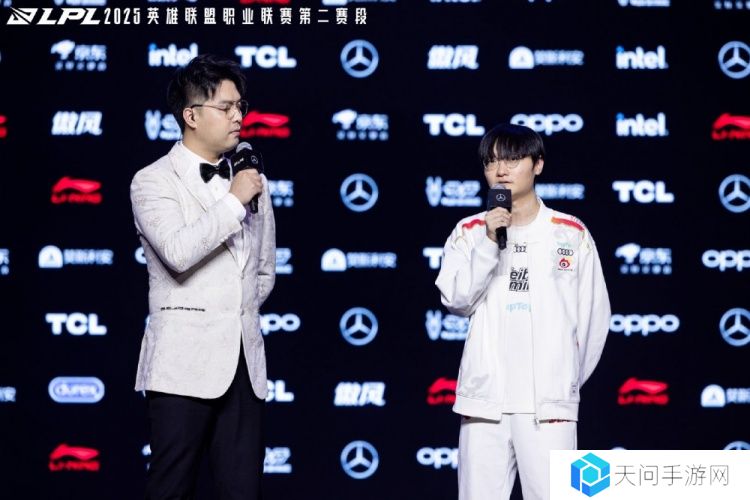 LPL发布WBG赛后返图：踏浪逐胜，赢志照亮征途
