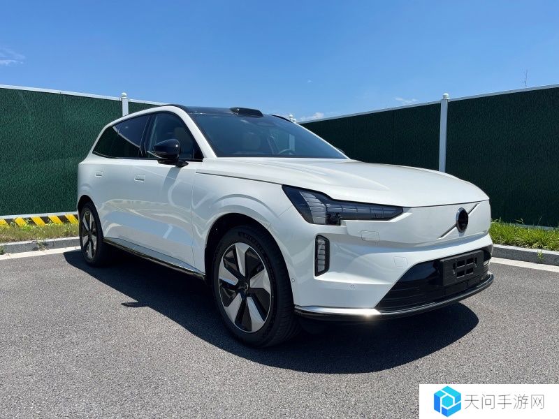 沃尔沃国产版 EX90 旗舰纯电 SUV 更多信息曝光，有望今年上市